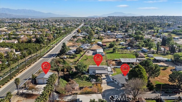 Detail Gallery Image 3 of 66 For 18590 Roberts, Riverside,  CA 92508 - 4 Beds | 2 Baths