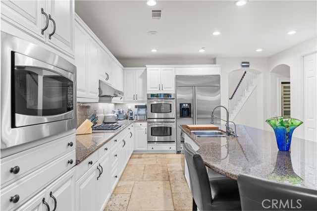 137 Beachcomber Drive, Pismo Beach CA: https://media.crmls.org/medias/522e4b89-6197-4edd-9951-a488d5adba04.jpg