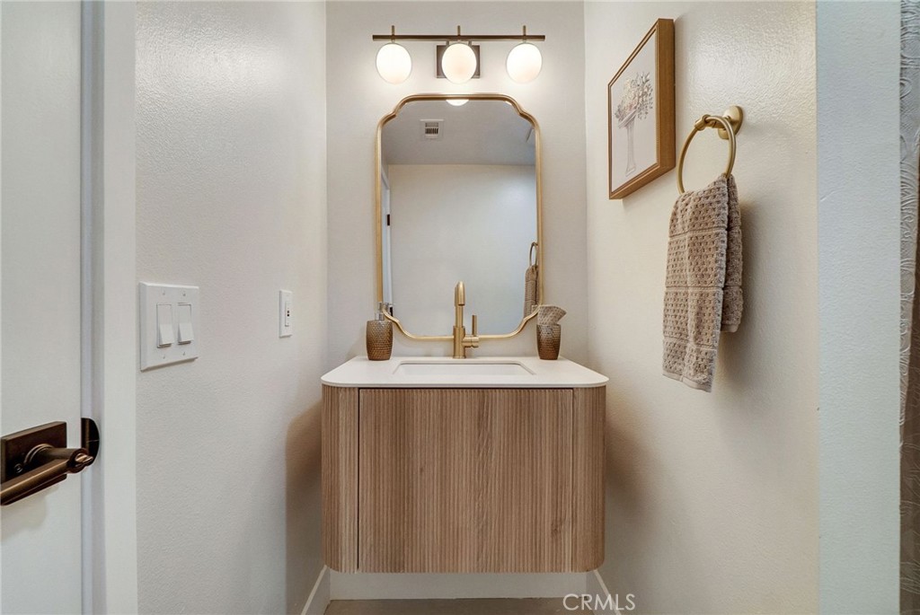 MLS #OC25260184 image #52