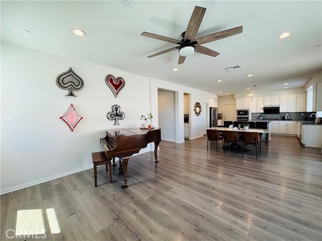 1466 Elliott Court, Redlands CA: https://media.crmls.org/medias/522f23fc-78f9-4618-a6e6-efb6063c68e7.jpg
