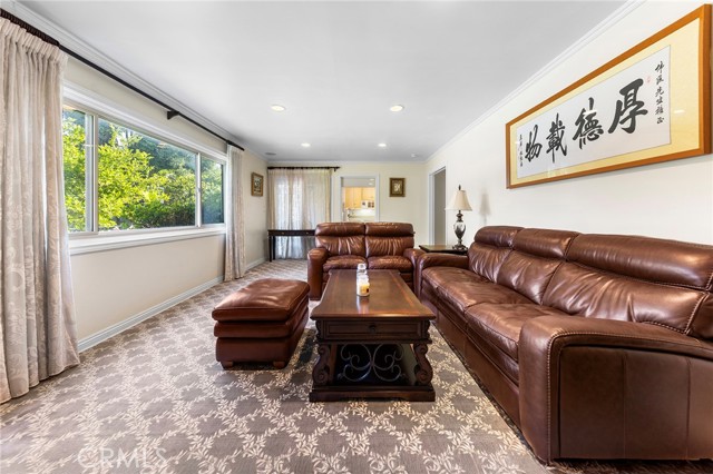 300 W Wistaria Avenue, Arcadia CA: https://media.crmls.org/medias/522f403c-5add-4ad4-9d14-66fdcb126788.jpg