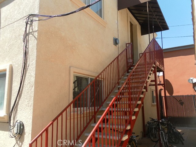 1640 Locust Avenue, Long Beach CA: https://media.crmls.org/medias/522fc031-293f-4c7e-a398-9c516aea4691.jpg