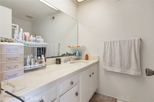 Detail Gallery Image 35 of 75 For 14791 Mayten Ave, Irvine,  CA 92606 - 6 Beds | 3/1 Baths