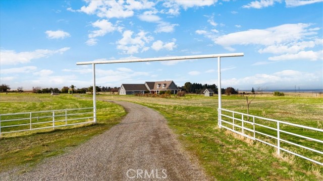 Detail Gallery Image 6 of 57 For 22090 Arburua Rd, Los Banos,  CA 93635 - 3 Beds | 2/2 Baths