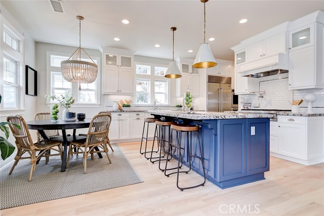 2408 Walnut Avenue, Manhattan Beach, California 90266, 5 Bedrooms Bedrooms, ,3 BathroomsBathrooms,Residential,Sold,Walnut,SB21207694