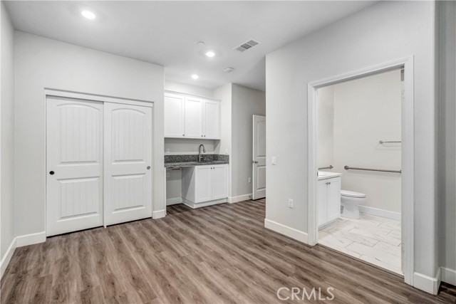 Detail Gallery Image 6 of 24 For 16502 Casa Grande Ave #321,  Fontana,  CA 92336 - 2 Beds | 2/1 Baths