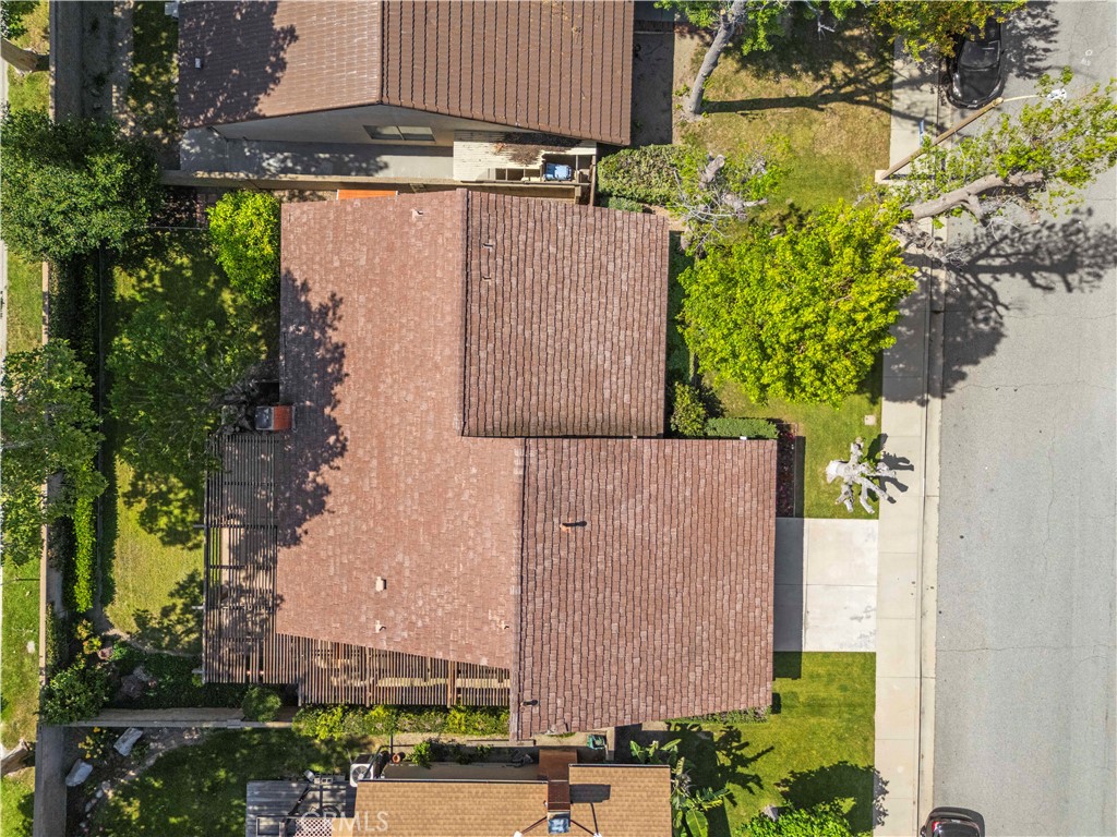 https://media.crmls.org/medias/5232ddd9-370b-42b1-8d1b-623008ca0c90.jpg?preset=X-Large