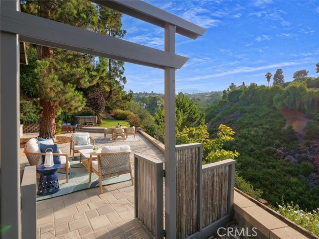 4358 Cartesian Circle, Palos Verdes Peninsula CA: https://media.crmls.org/medias/523483bb-44f6-45d9-b6c5-a1b7995cf099.jpg