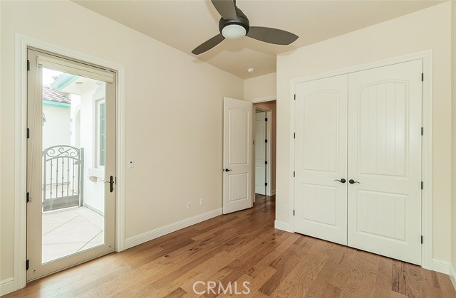 1562 N Empire Lane, Clovis CA: https://media.crmls.org/medias/52349489-0b52-44e0-9a45-acbacf5396bd.jpg