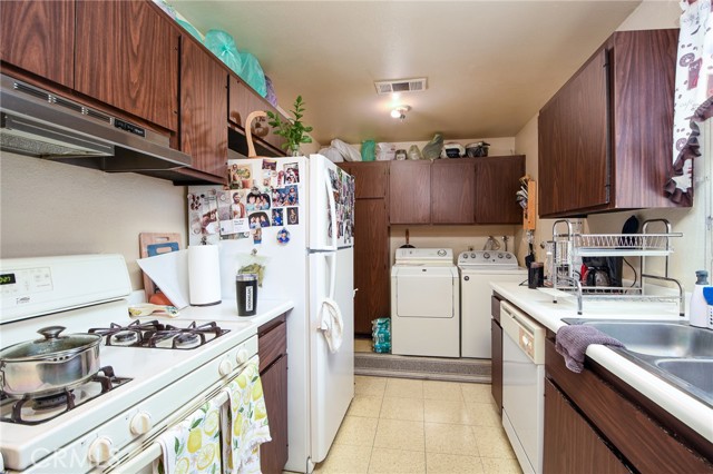 533 San Rogelio Street, Hemet CA: https://media.crmls.org/medias/52360e6e-f708-4917-8fed-55768d8fb221.jpg