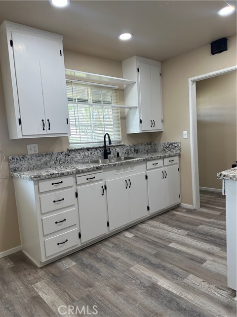 Detail Gallery Image 9 of 27 For 5624 Johns Dr, Sacramento,  CA 95822 - 2 Beds | 1 Baths