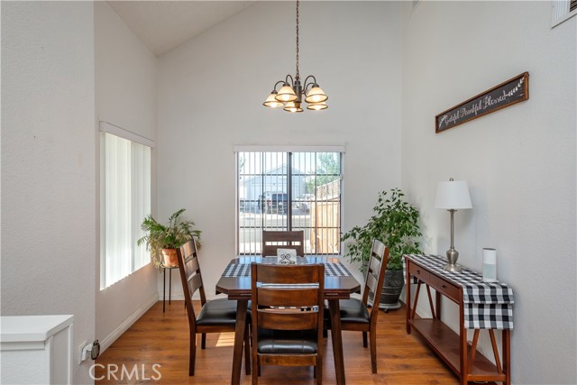 Detail Gallery Image 12 of 51 For 12455 Highgate Ave, Victorville,  CA 92395 - 2 Beds | 2/1 Baths