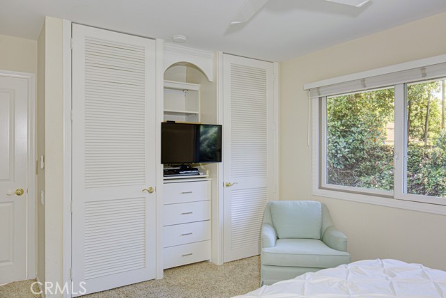 5089 Ovalo, Laguna Woods CA: https://media.crmls.org/medias/5237e912-c1a3-4a36-a6dd-61945e986ec6.jpg