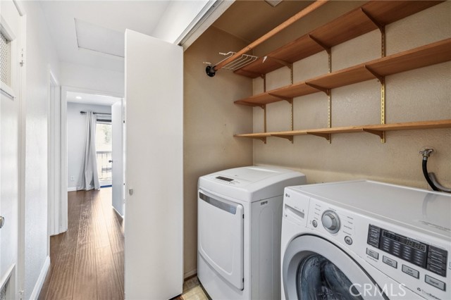 876 SAN PABLO Way, Duarte CA: https://media.crmls.org/medias/52383e9a-ed8d-4626-b248-c10b0ea2a928.jpg