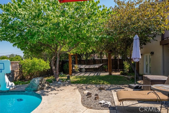 Detail Gallery Image 44 of 53 For 3410 Scenic Dr, Redding,  CA 96001 - 3 Beds | 3 Baths
