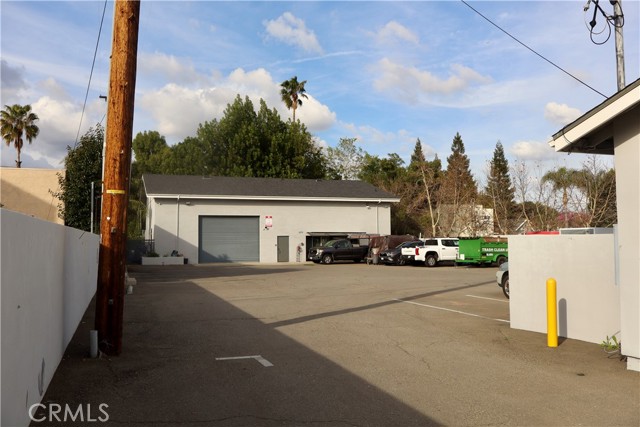 Detail Gallery Image 21 of 25 For 6016 Fallbrook Ave #200,  Woodland Hills,  CA 91367 - 4 Beds | – Baths