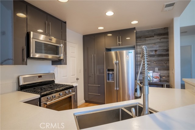2 Mansera Place, Aliso Viejo CA: https://media.crmls.org/medias/523a02a3-1fc9-4e11-9c15-a0cbd1ab9bb4.jpg