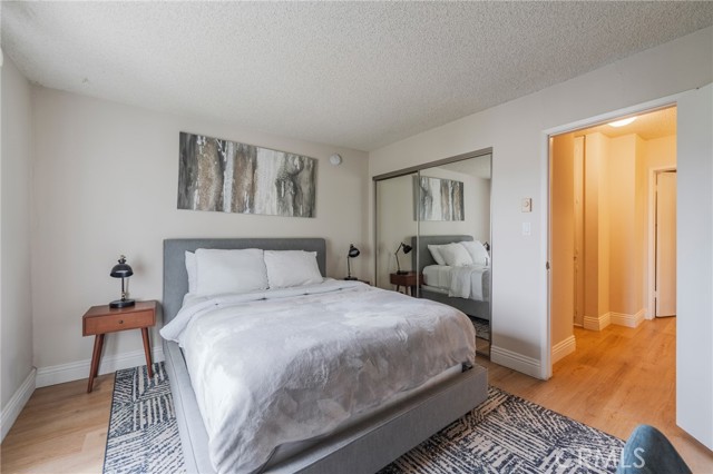 1 Bed Home for Sale in Playa del Rey, California