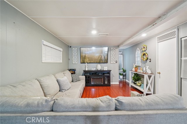 Detail Gallery Image 8 of 27 For 8389 Baker #29,  Rancho Cucamonga,  CA 91730 - 2 Beds | 2 Baths