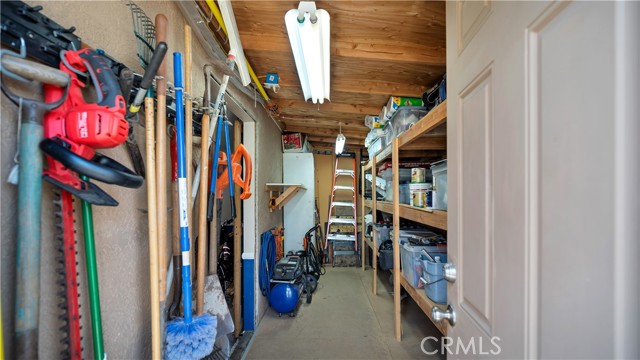 5215 E Monlaco Road, Long Beach CA: https://media.crmls.org/medias/523d055d-a8d0-474f-9baf-687986637d20.jpg