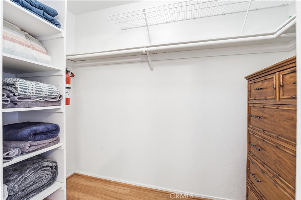 MLS #OC25270578 image #33