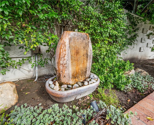 Detail Gallery Image 34 of 39 For 9355 Tanager, Fountain Valley,  CA 92708 - 4 Beds | 2/1 Baths