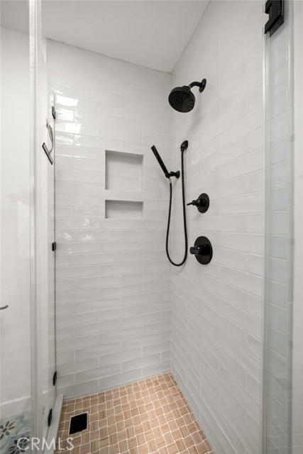 125 Broadway, Redondo Beach, California 90277, 3 Bedrooms Bedrooms, ,2 BathroomsBathrooms,Residential,For Sale,Broadway,SB26087245