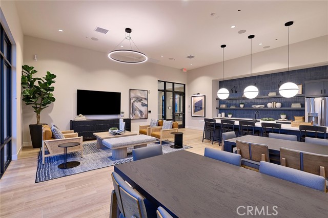 Detail Gallery Image 12 of 28 For 12951 Paradiso Dr #101,  Corona,  CA 92880 - 3 Beds | 2/2 Baths