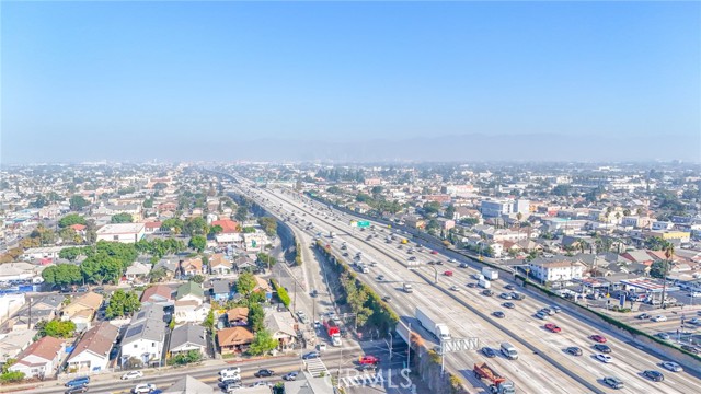 Detail Gallery Image 37 of 38 For 430 W 64th, Los Angeles,  CA 90003 - 3 Beds | 3 Baths