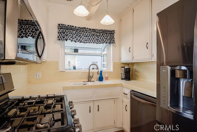 1504 Highland Avenue, Manhattan Beach, California 90266, 3 Bedrooms Bedrooms, ,3 BathroomsBathrooms,Residential,Sold,Highland,SB22068385