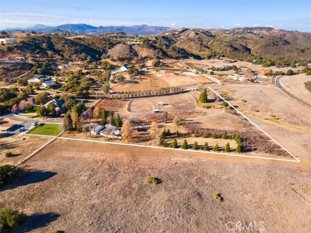 19885 Tenaja Road, Murrieta, California 92562, 2 Bedrooms Bedrooms, ,2 BathroomsBathrooms,Single Family Residence,For Sale,Tenaja,SW25025346