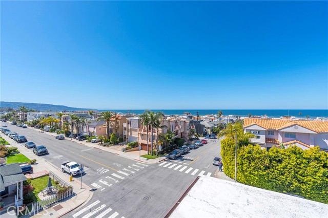 Detail Gallery Image 46 of 55 For 600 Monterey Bld #8,  Hermosa Beach,  CA 90254 - 2 Beds | 2 Baths