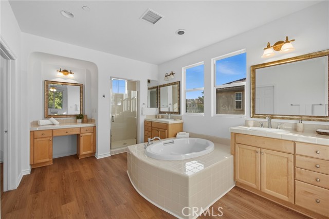 Detail Gallery Image 37 of 53 For 13346 Los Olivos Rd, Sylmar,  CA 91342 - 4 Beds | 4 Baths