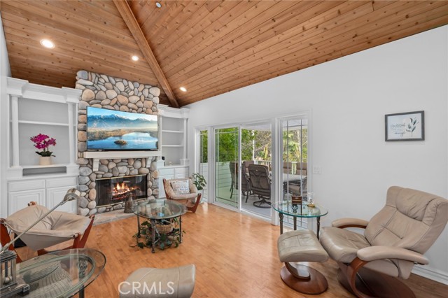 23482 Via Alondra, Coto de Caza CA: https://media.crmls.org/medias/523fde23-faf7-445d-b717-e8cce4eea9d3.jpg