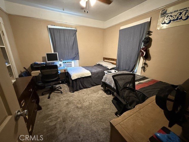 https://media.crmls.org/medias/524099dd-a24e-4bcb-b707-5352b06ab4bc.jpg?preset=X-Large