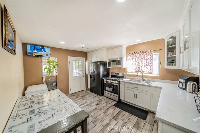 Detail Gallery Image 19 of 27 For 732 W 11th St, San Bernardino,  CA 92410 - 3 Beds | 1 Baths