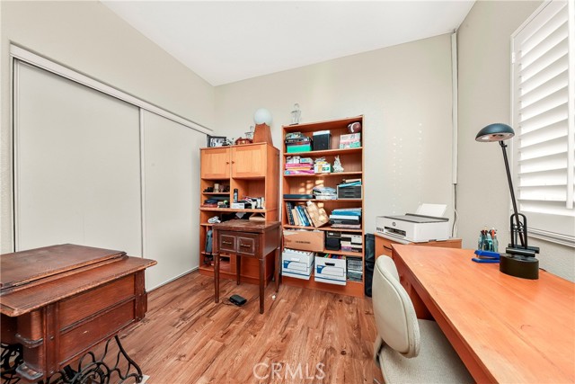 40266 Racquet, Palmdale CA: https://media.crmls.org/medias/5241b890-06ae-4995-aba7-f630d944b086.jpg