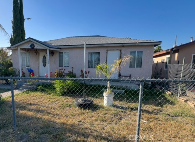 24790 Monterey Avenue, San Bernardino CA: https://media.crmls.org/medias/5241f18d-3307-4400-9729-21724e9d0270.jpg