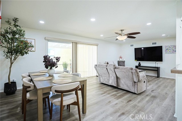 Detail Gallery Image 14 of 66 For 6444 Mt. Adelbert Dr, San Diego,  CA 92111 - 4 Beds | 3 Baths