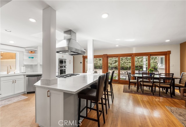 Detail Gallery Image 5 of 33 For 3629 Loadstone Dr, Sherman Oaks,  CA 91403 - 3 Beds | 2 Baths