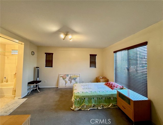 Detail Gallery Image 12 of 17 For 113 E 2nd St, San Bernardino,  CA 92408 - 4 Beds | 2/1 Baths