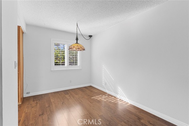 Detail Gallery Image 8 of 32 For 400 S Flower St #108,  Orange,  CA 92868 - 2 Beds | 1/1 Baths