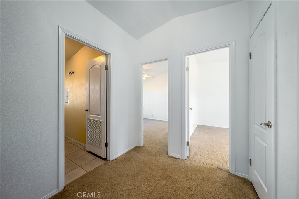 https://media.crmls.org/medias/52447969-a4f7-42f5-a3c1-0fd410e60d39.jpg?preset=X-Large