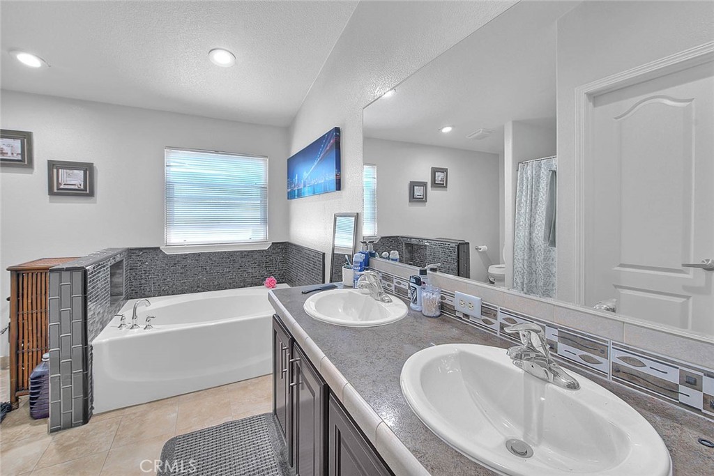 MLS #SW25257766 image #32