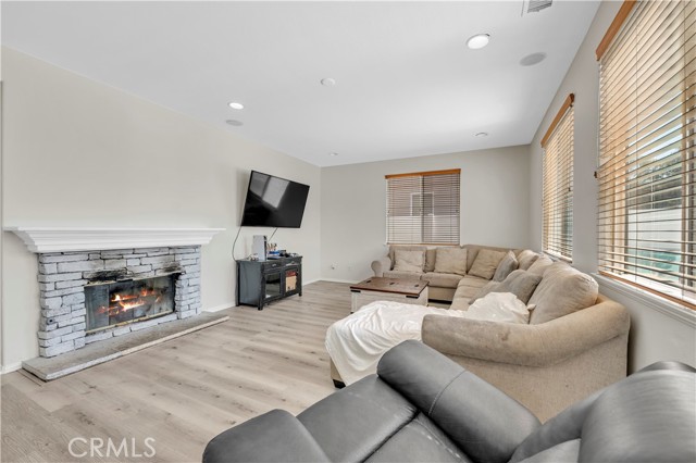 Detail Gallery Image 21 of 51 For 23831 Cloverleaf, Murrieta,  CA 92562 - 4 Beds | 2/1 Baths