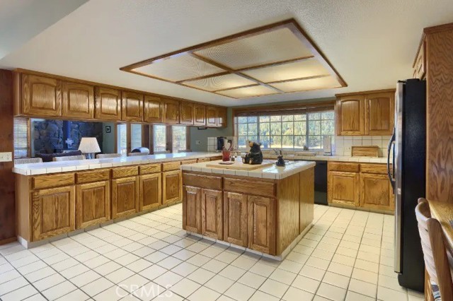 Detail Gallery Image 14 of 68 For 38830 Road 274, Bass Lake,  CA 93604 - 3 Beds | 3 Baths