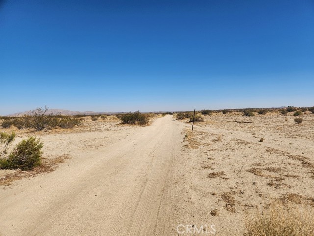 Detail Gallery Image 9 of 9 For 220 E Ave, Palmdale,  CA 93550 - – Beds | – Baths