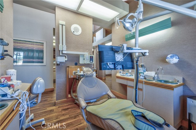 Image 14 of 52 For 16336 Whittier