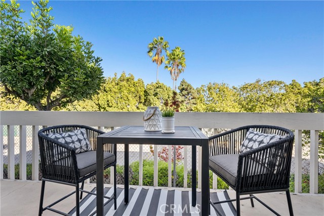 Balcony off family room/ kitchen
