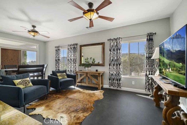 Detail Gallery Image 6 of 52 For 19401 Oakie Doakie, Trabuco Canyon,  CA 92679 - 3 Beds | 2 Baths